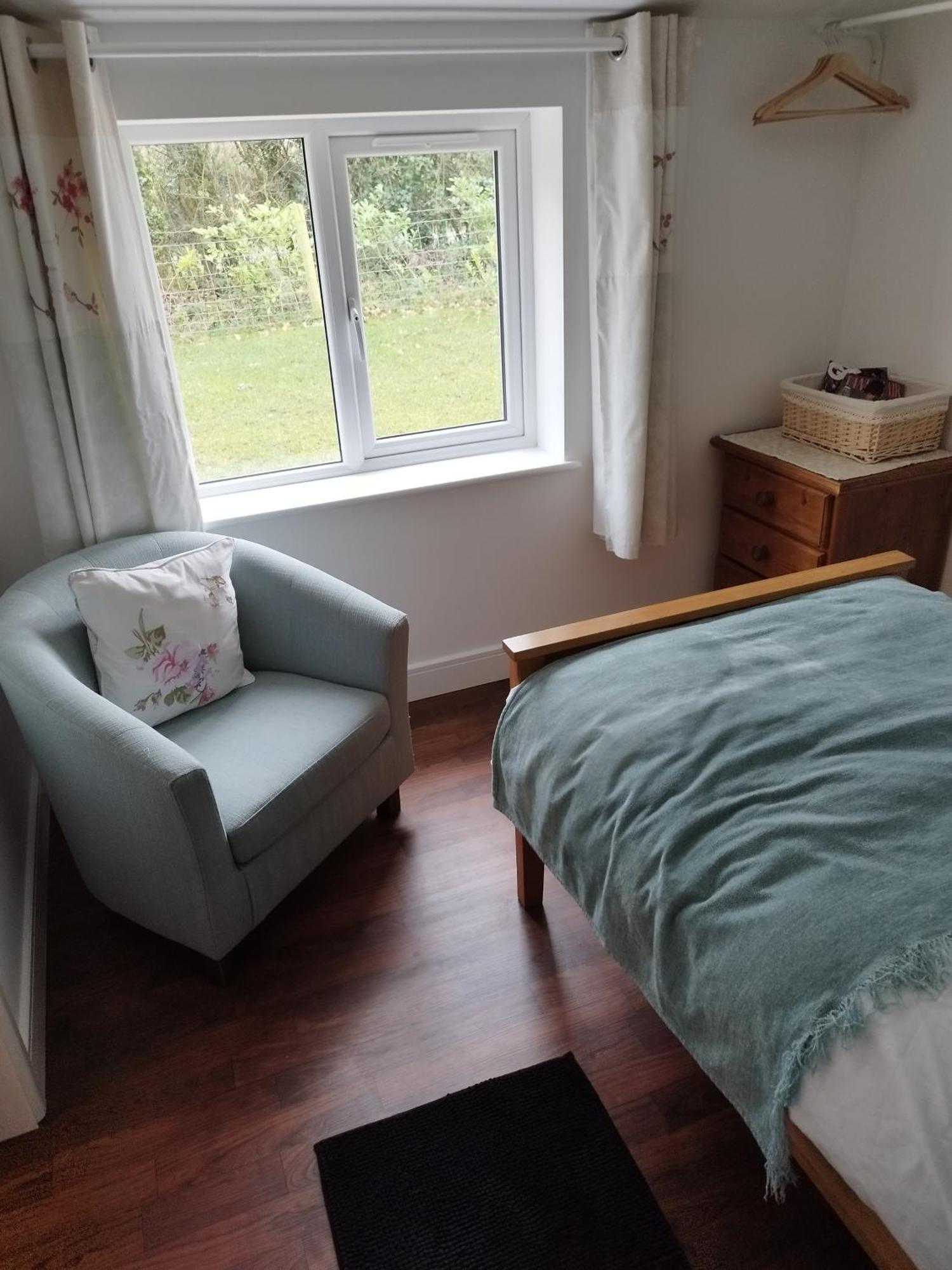 Two Birds Weekly Stay Malmesbury Exterior photo