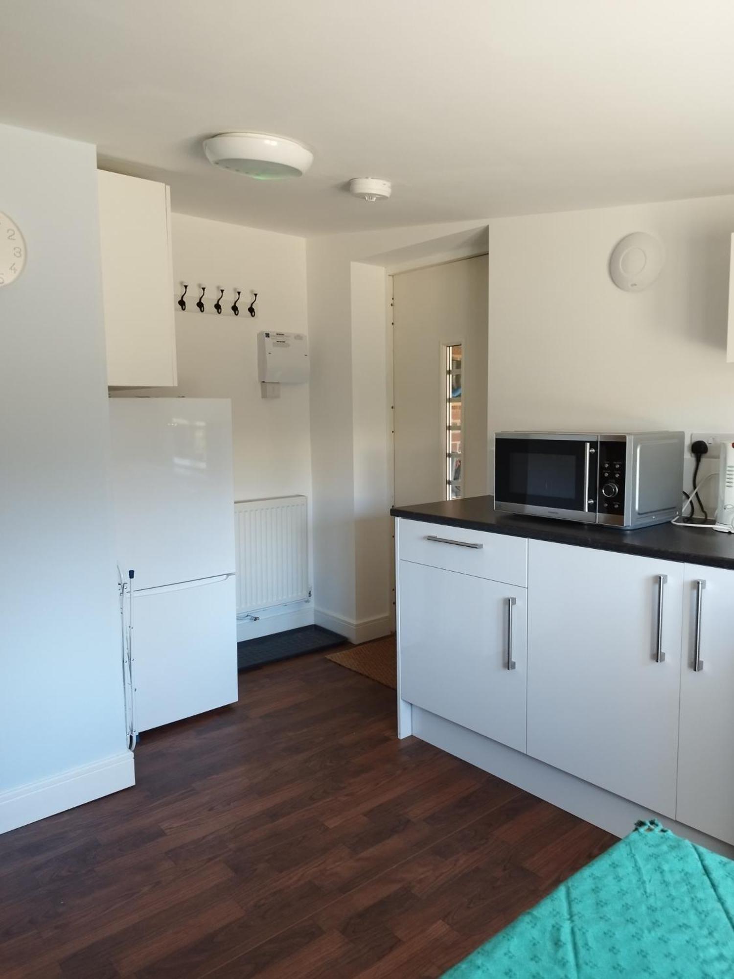Two Birds Weekly Stay Malmesbury Exterior photo